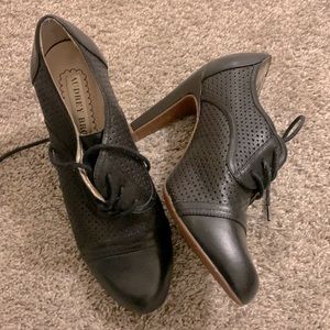 Women’s Black Heels